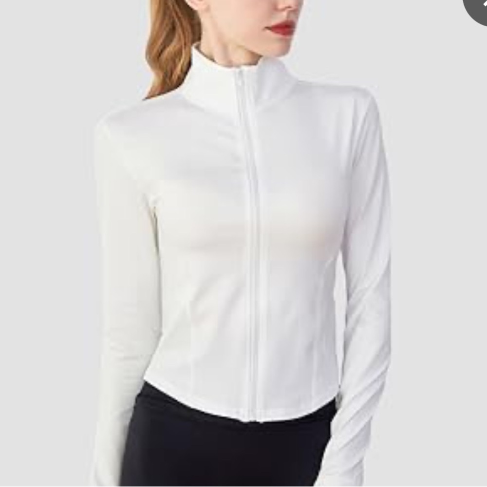 White zip up workout top size large